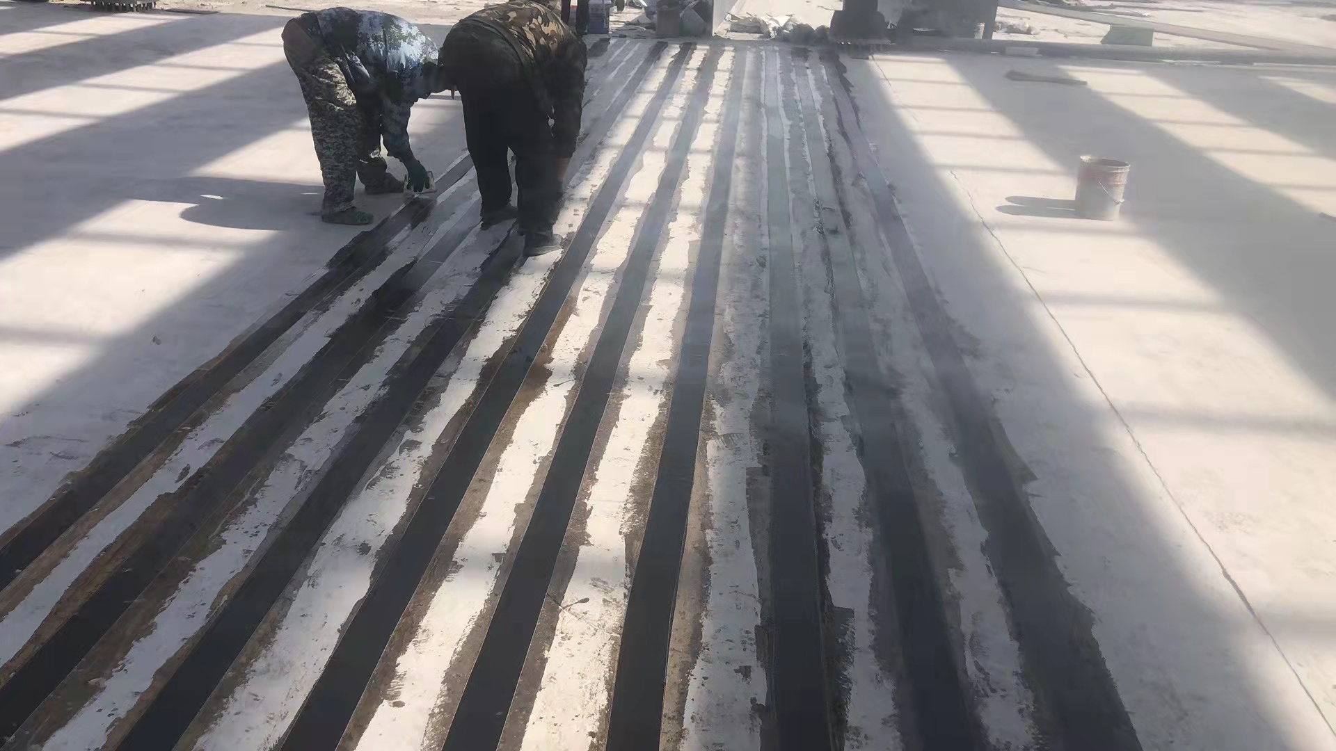 新抚碳纤维施工方案(碳纤维施工规范
